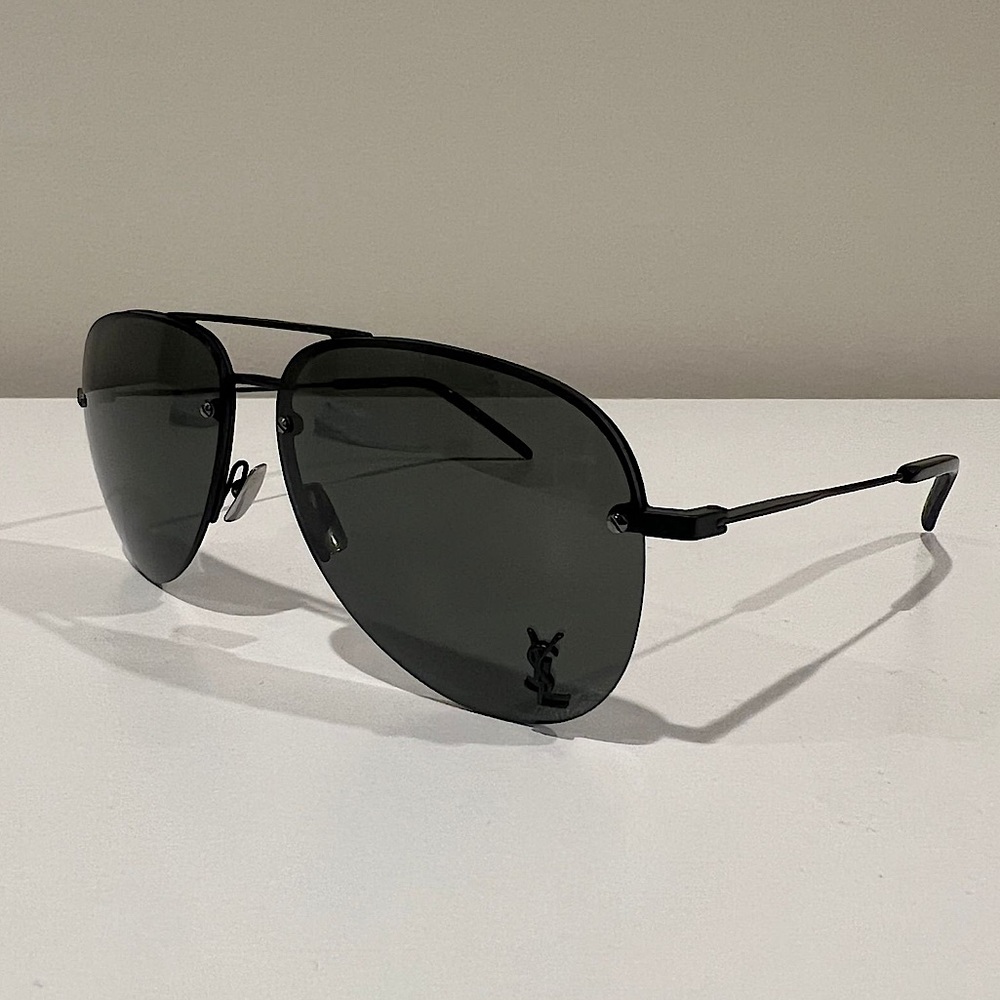 SAINT LAURENT AVIATOR SUNGLASSES - Limited Edition Black classic M11